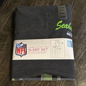 Women’s Seahawks Pajama Set - Blue and Green